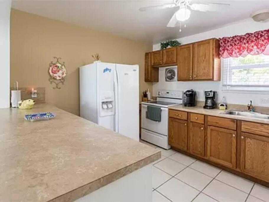 Lovely 1 Bedroom Unit Across From Lido Key Beach Sarasota megye Kültér fotó